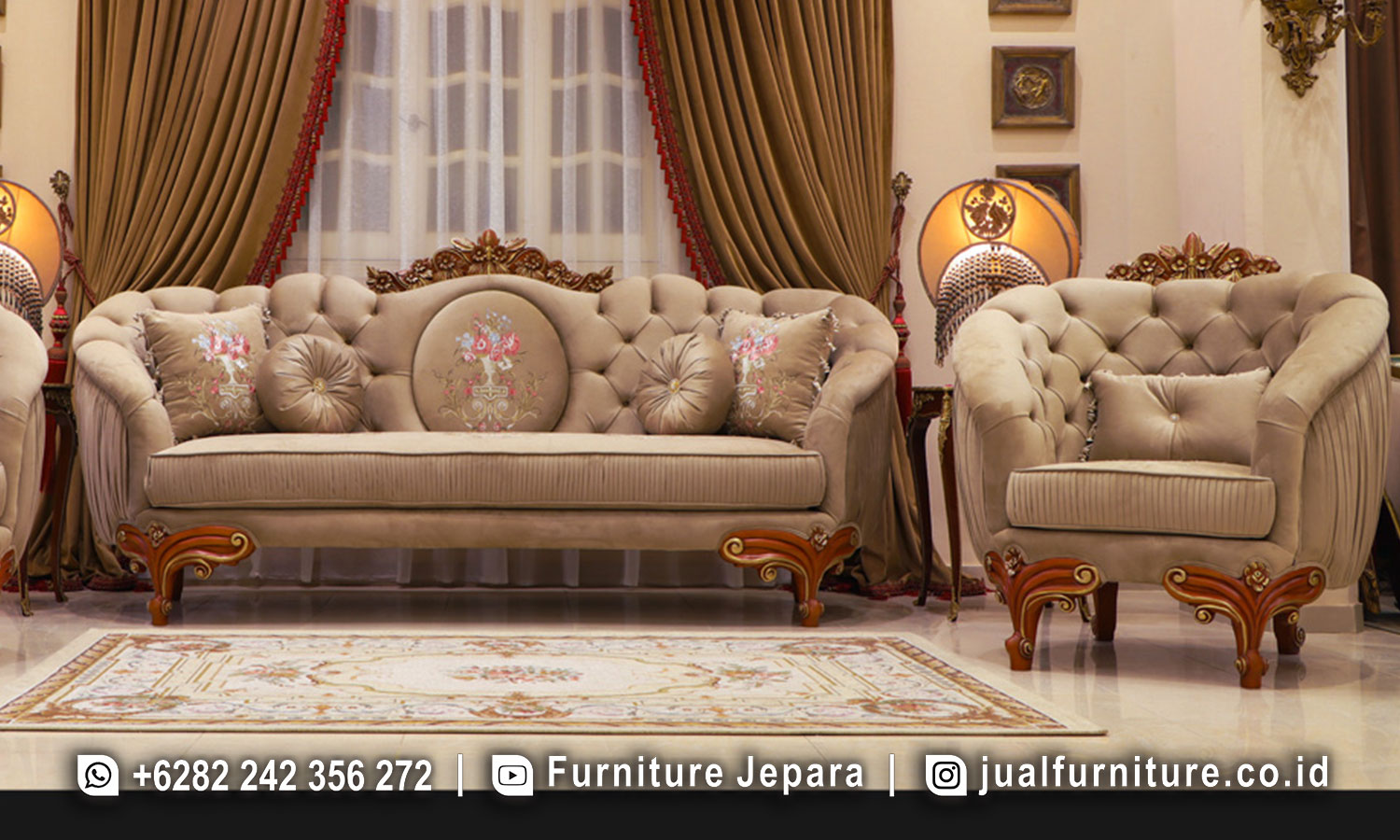 Desain Kursi Ruang Tamu Mewah Dan Elegan adalah pilihan ideal untuk memperindah ruang tamu Anda dengan sentuhan kemewahan yang tak tertandingi. Dibuat dari kayu jati yang kokoh dan tahan lama, kursi ini menawarkan keindahan alami yang memikat. Finishing Natural Kombinasi Gold memberikan nuansa yang elegan dan eksklusif, menambah daya tarik yang memukau pada keseluruhan desain kursi. Desain Kursi Ruang Tamu Mewah Dan Elegan adalah pilihan ideal untuk memperindah ruang tamu Anda dengan sentuhan kemewahan yang tak tertandingi. Dibuat dari kayu jati yang kokoh dan tahan lama, kursi ini menawarkan keindahan alami yang memikat. Finishing Natural Kombinasi Gold memberikan nuansa yang elegan dan eksklusif, menambah daya tarik yang memukau pada keseluruhan desain kursi.