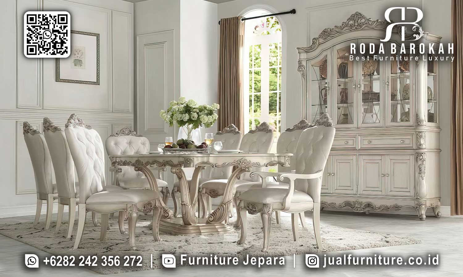 Kreasikan ruang makan Anda dengan Meja Makan Klasik Mewah yang elegan, lengkap dengan kaki ukiran dan finishing rapi. Dapatkan sekarang!