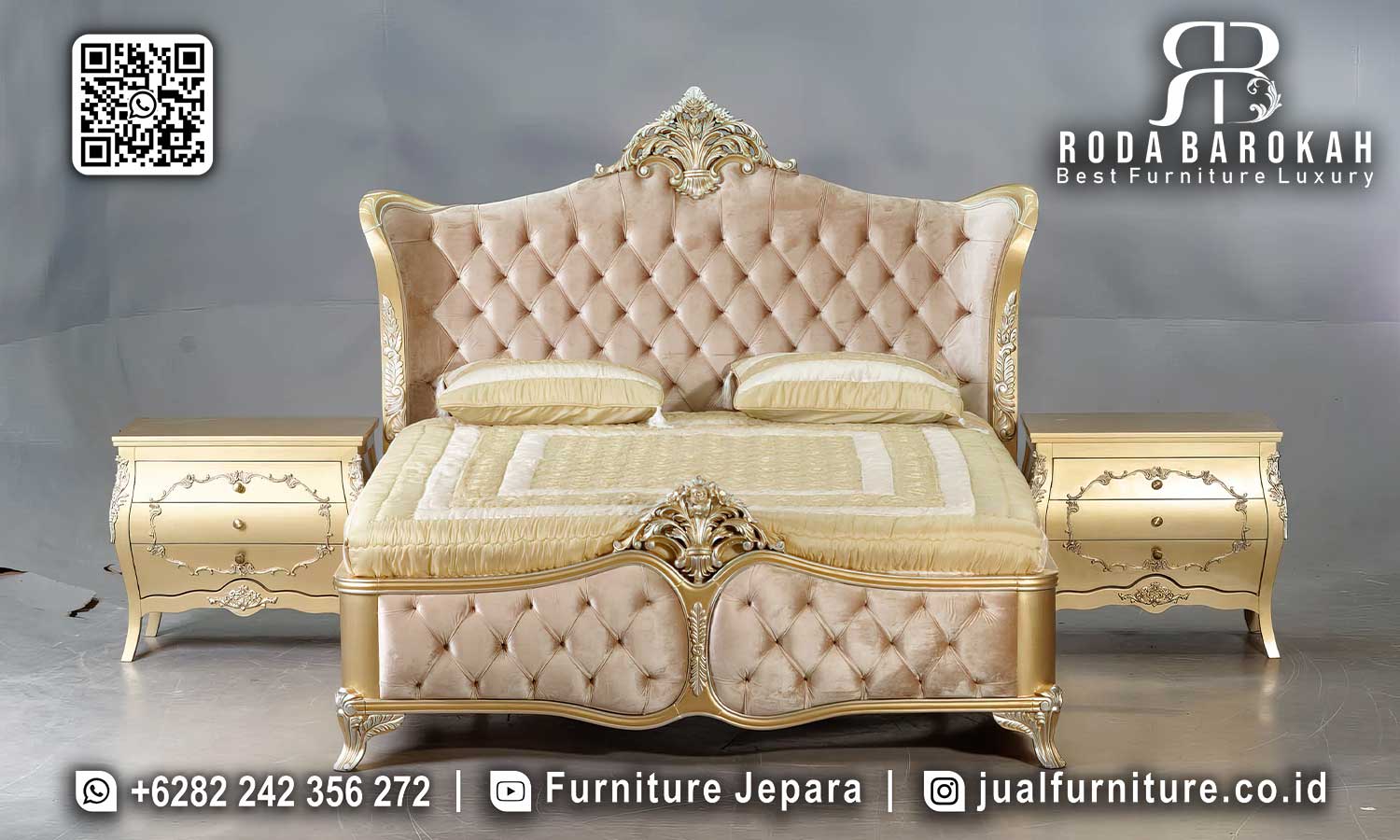 Dapatkan Tempat Tidur Mewah Casablanca dengan kayu jati dan finishing gold. Ideal untuk gaya klasik modern, segera miliki!