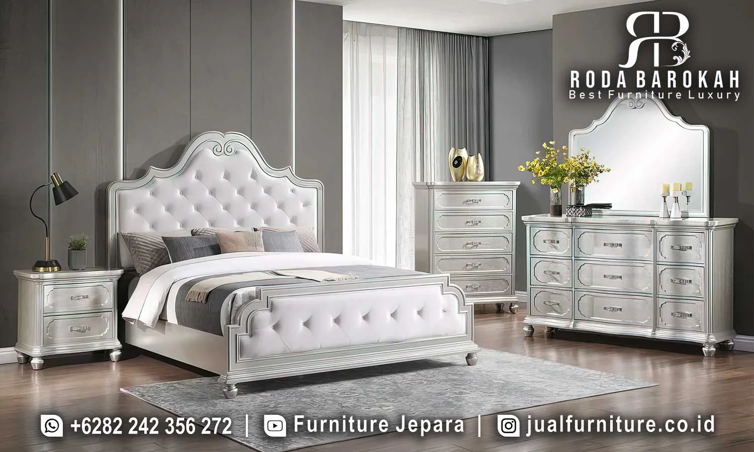 Tempat Tidur Mewah Ukiran Minimalis Jepara Terbaru STT-643 1 Set tempat tidur mewah silver STT-643 lengkap dengan ranjang headboard tufting diamond, nakas mirror, chest of drawer 5 laci, dan meja rias 9 laci dengan cermin besar.