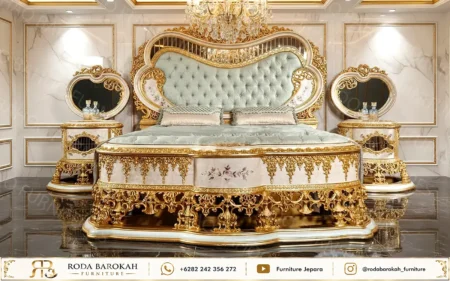 Set Tempat Tidur Mewah Ukiran Prada Emas Jepara