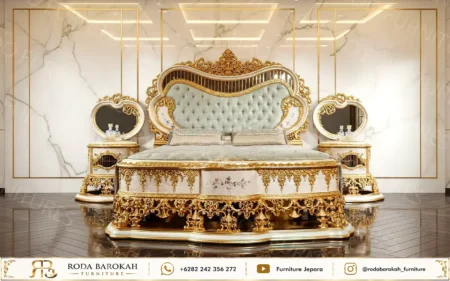 Set Tempat Tidur Mewah Ukiran Prada Emas Jepara